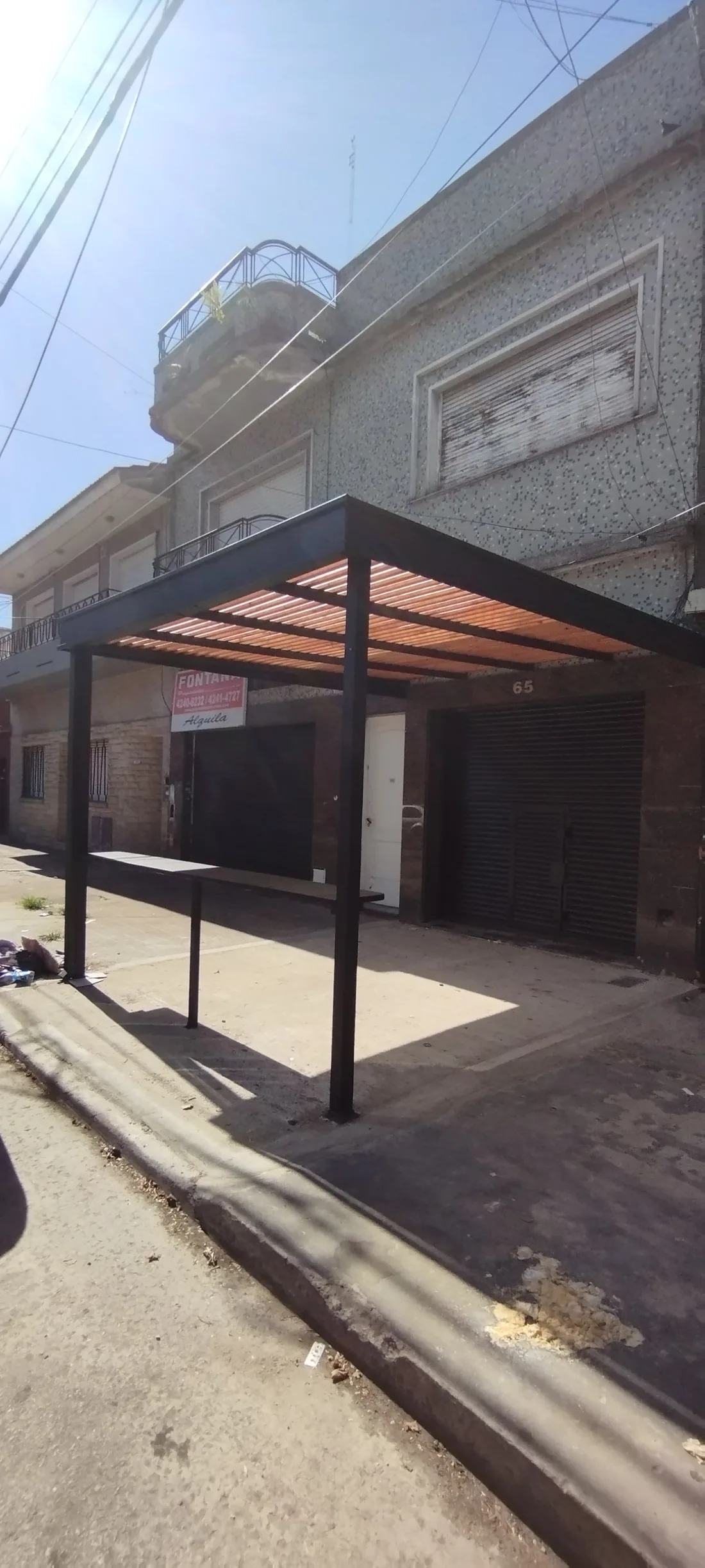 Galería cubierta backyard estilo Buenos Aires