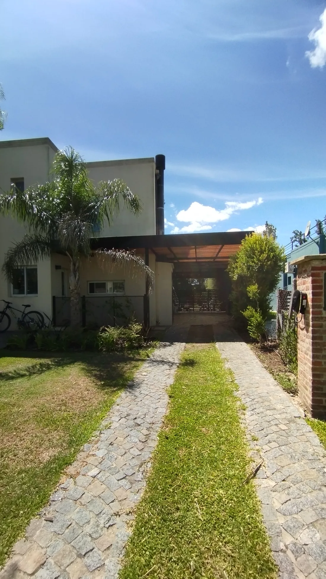 Pérgola de hierro para galería en Buenos Aires